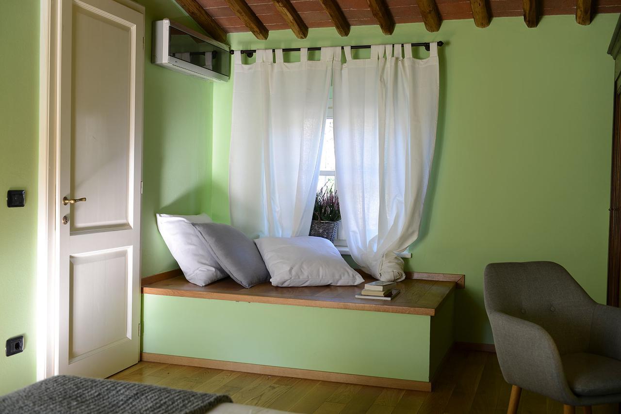 Bed and Breakfast Ai Santinelli Vorno Exterior foto