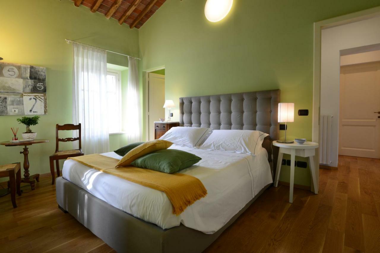 Bed and Breakfast Ai Santinelli Vorno Exterior foto